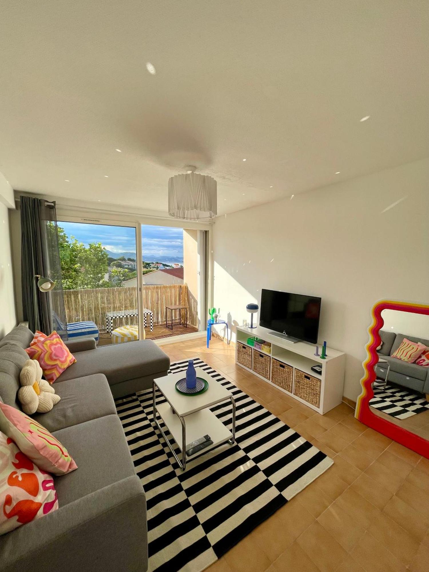 Superbe Duplex Refait A Neuf ! Apartment Hyères Екстериор снимка